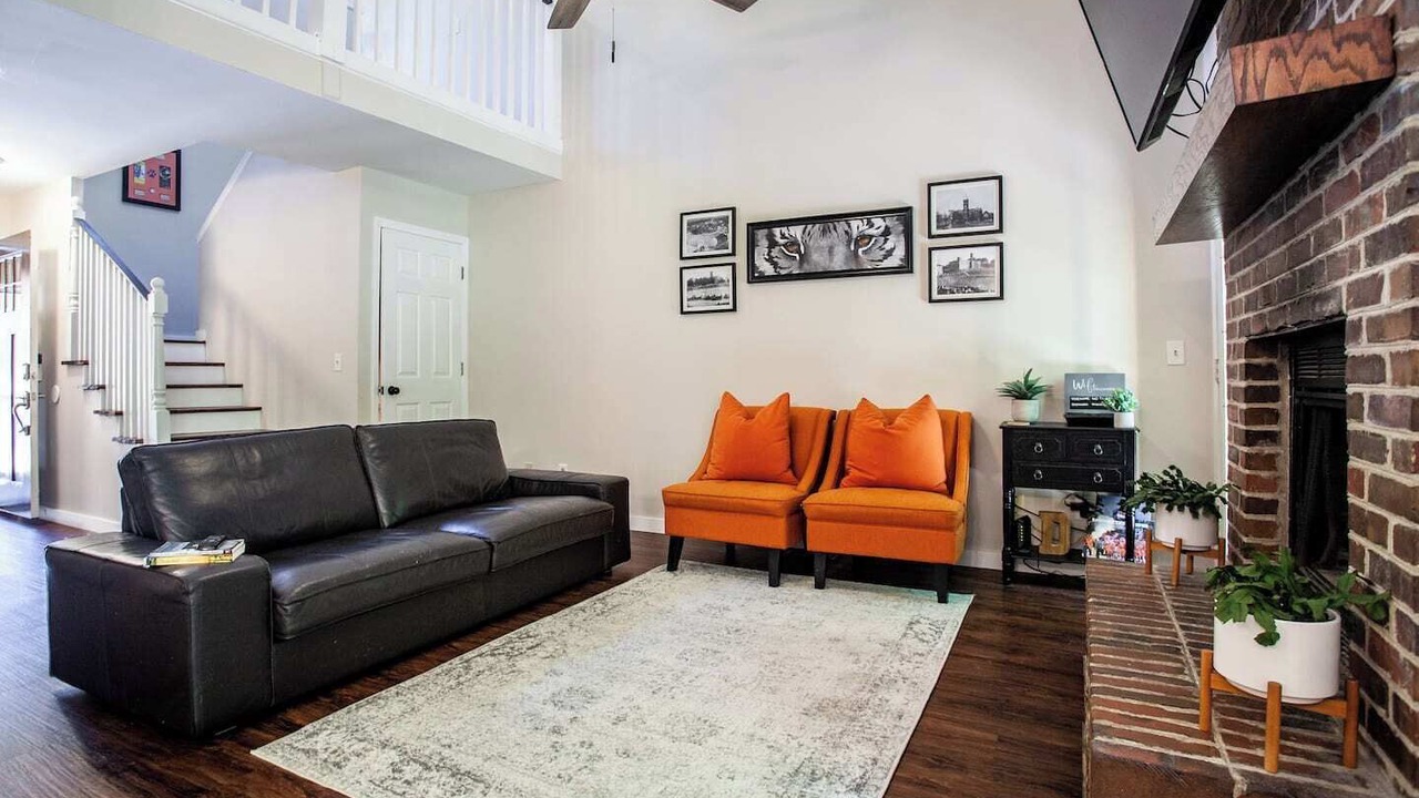Photo of Livingroom in Clemson
