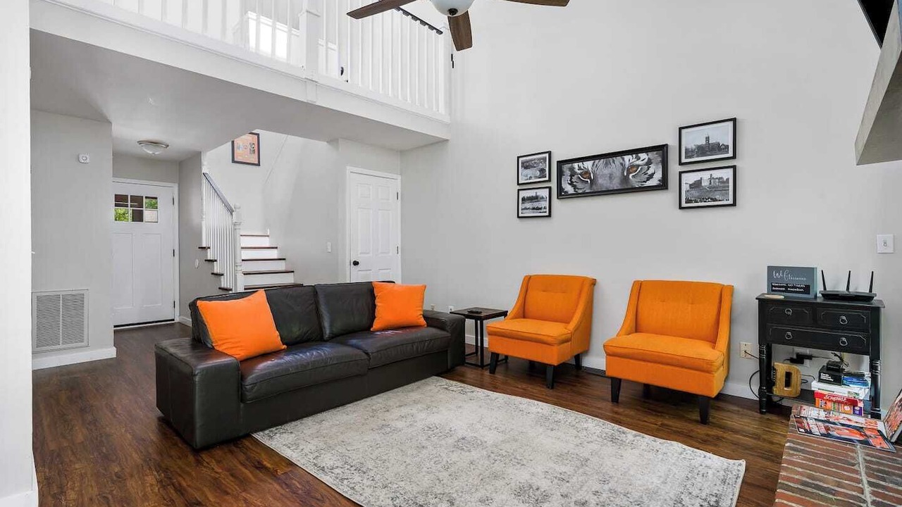 Photo of Livingroom in Clemson