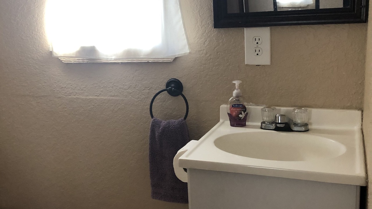Photo of Bathroom in Baxley