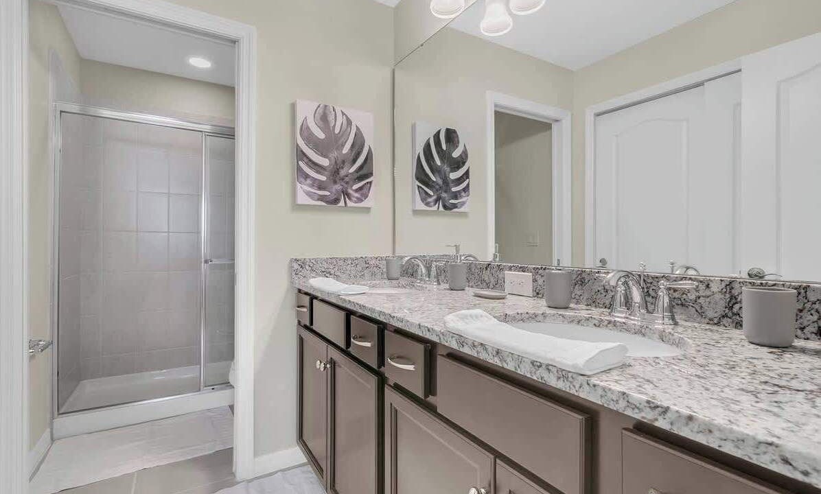 Photo of Bathroom in Four Corners