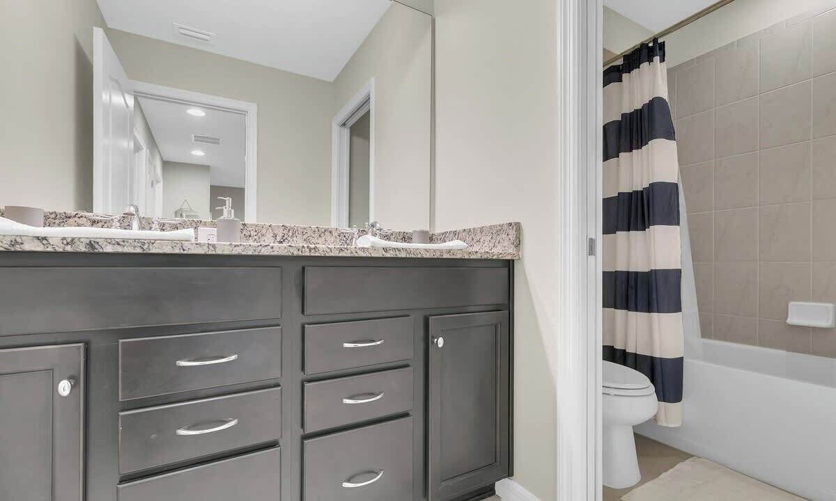 Photo of Bathroom in Four Corners