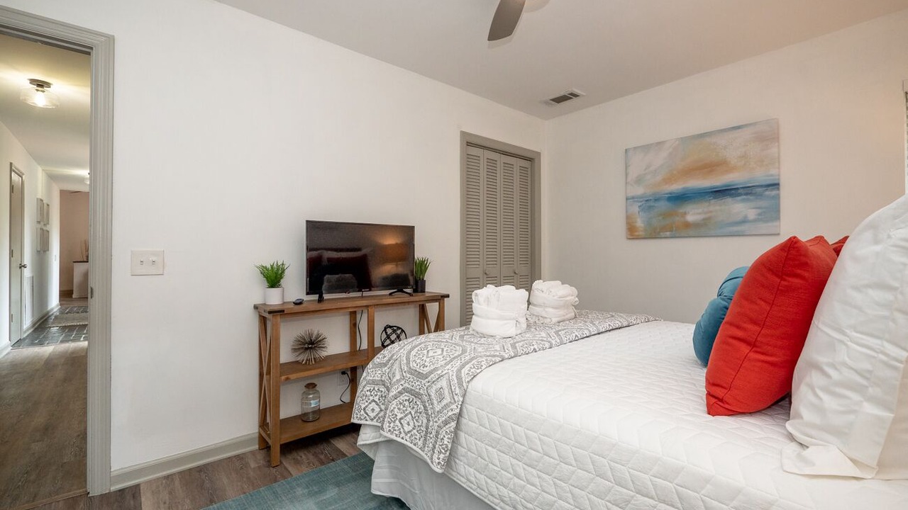 Photo of Bedroom in Lawton Woods
