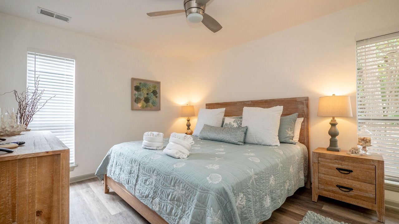 Photo of Bedroom in Lawton Woods