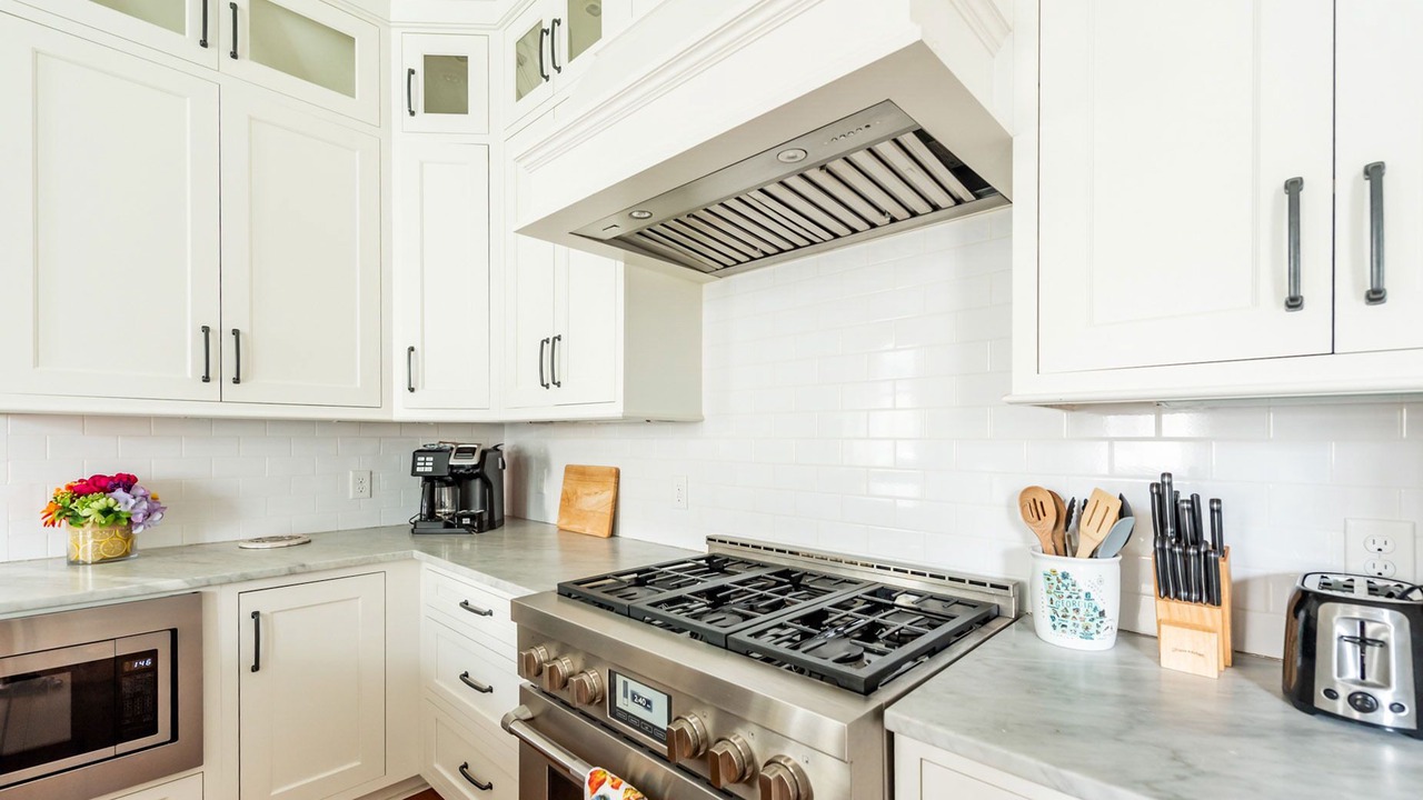 Photo of Kitchen in Historic District - North