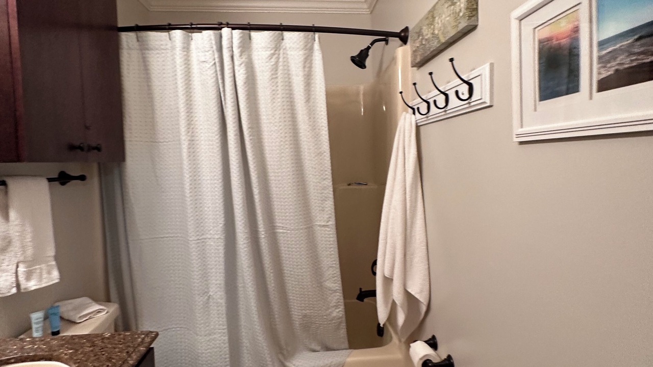 Photo of Bathroom in Folly Field