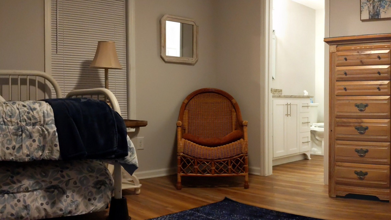 Photo of Bedroom in Martinez