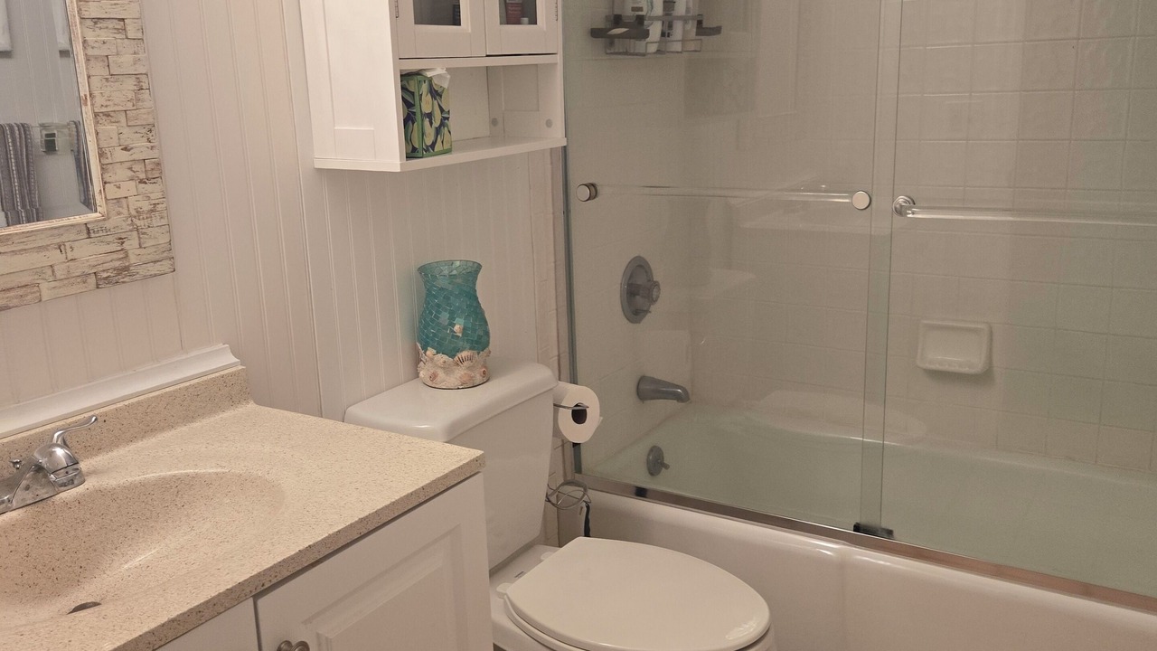 Photo of Bathroom in Central Beach
