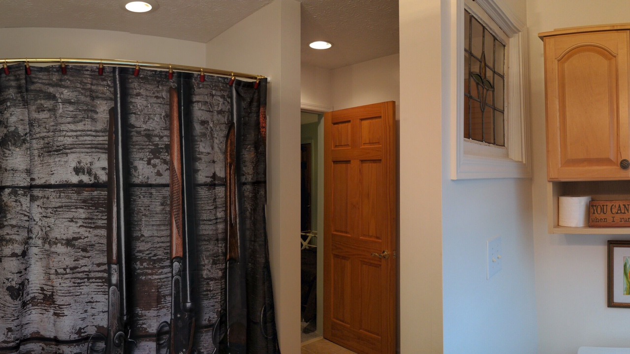 Photo of Bathroom in Dewy Rose