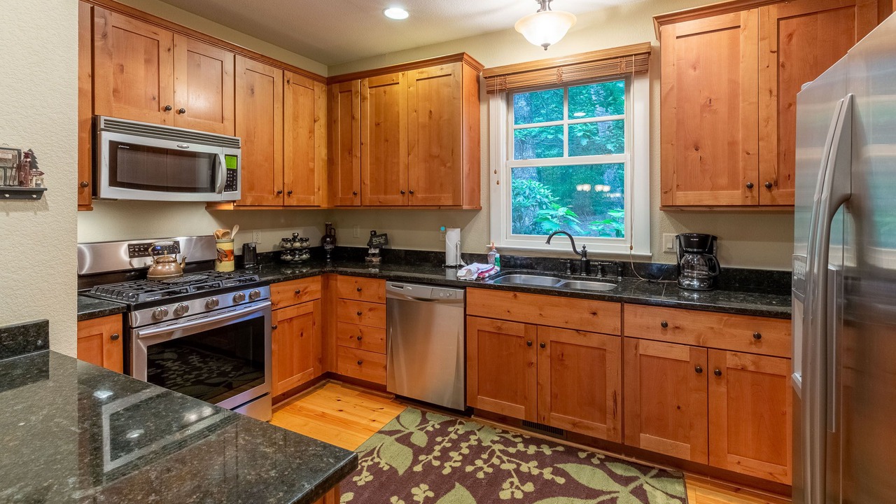 Photo of Kitchen in Bear Lake Reserve