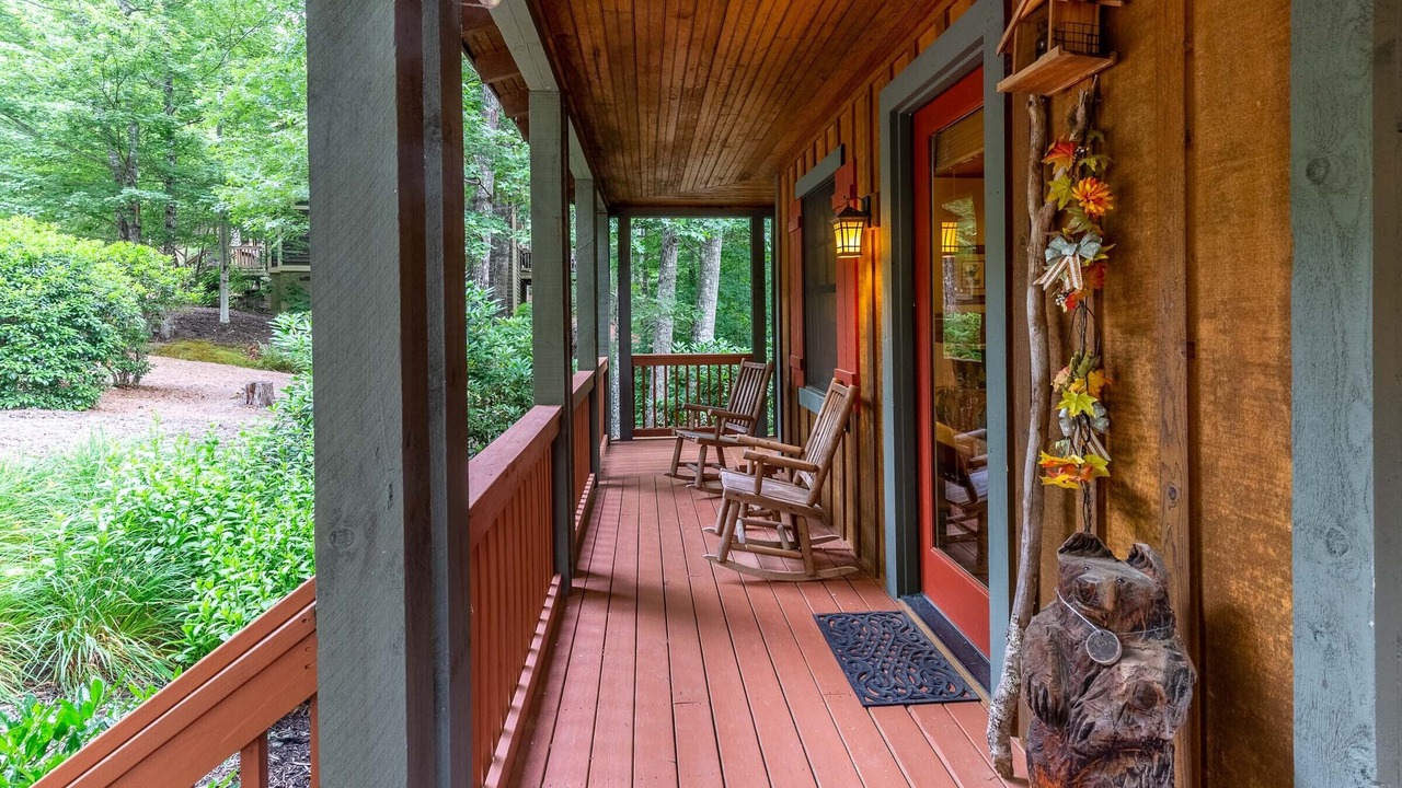 Photo of Patio Balcony in Bear Lake Reserve