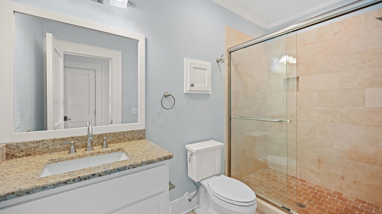 Photo of Bathroom in Debordieu Colony