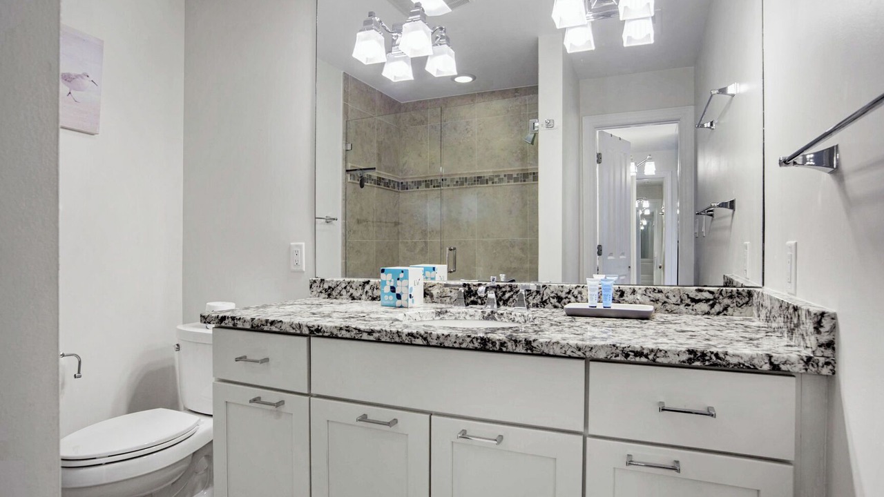 Photo of Bathroom in Shipyard Plantation