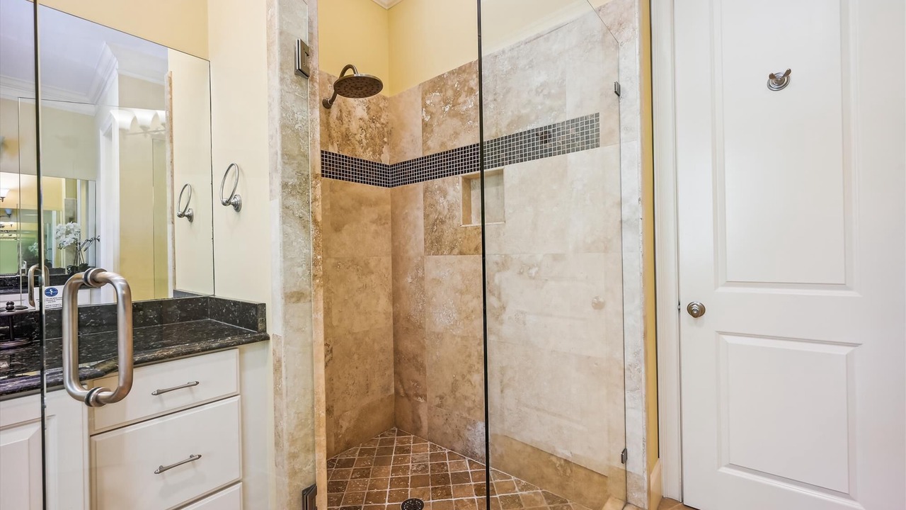 Photo of Bathroom in Folly Field
