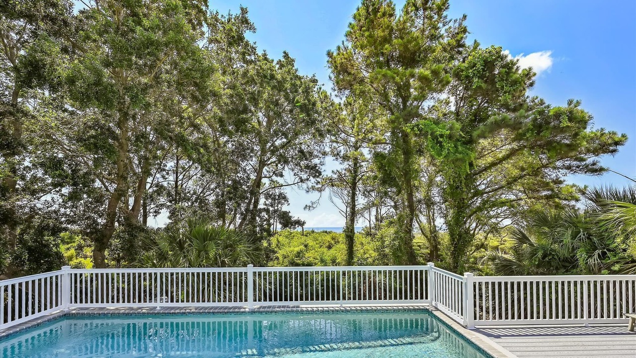 Photo of Outdoor in Folly Field