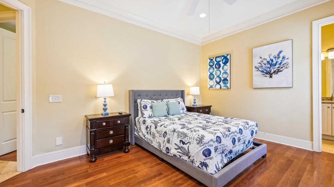 Photo of Bedroom in Folly Field