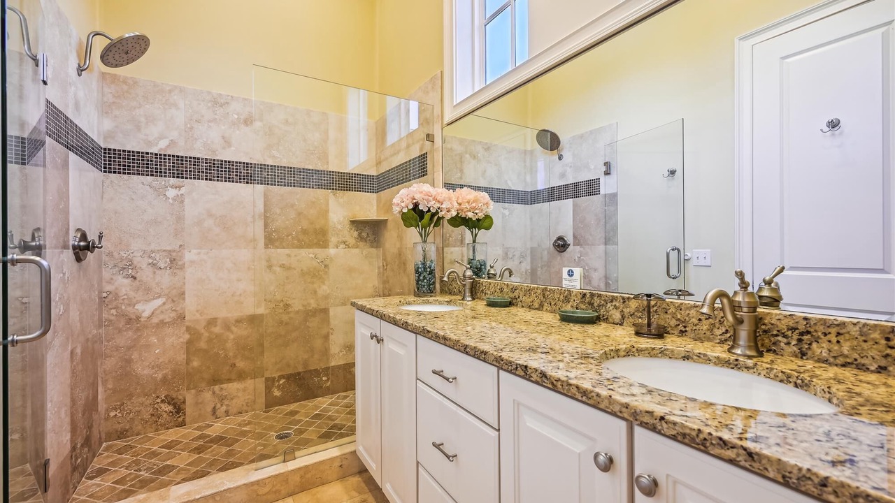 Photo of Bathroom in Folly Field
