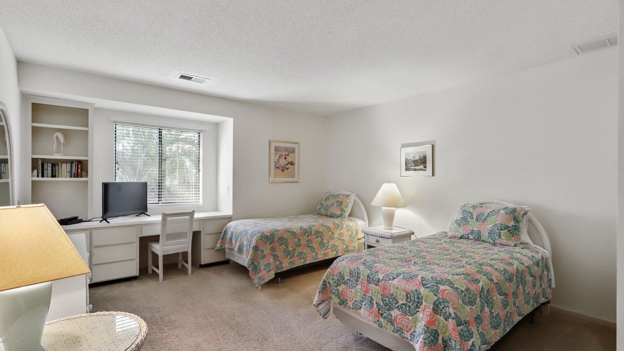 Photo of Bedroom in Heritage Woods