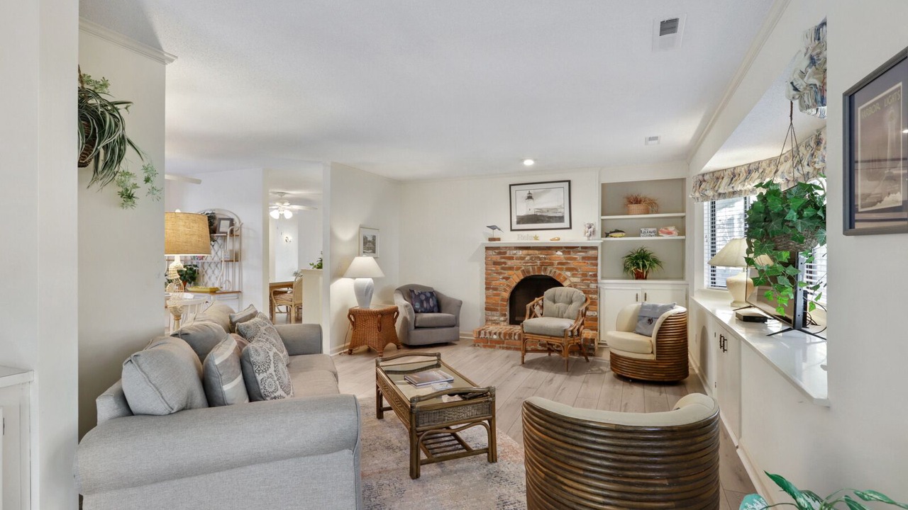 Photo of Livingroom in Heritage Woods