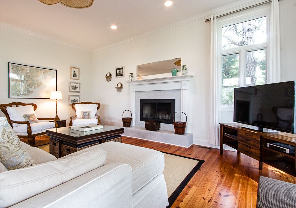 Photo of Livingroom in Tybee Island