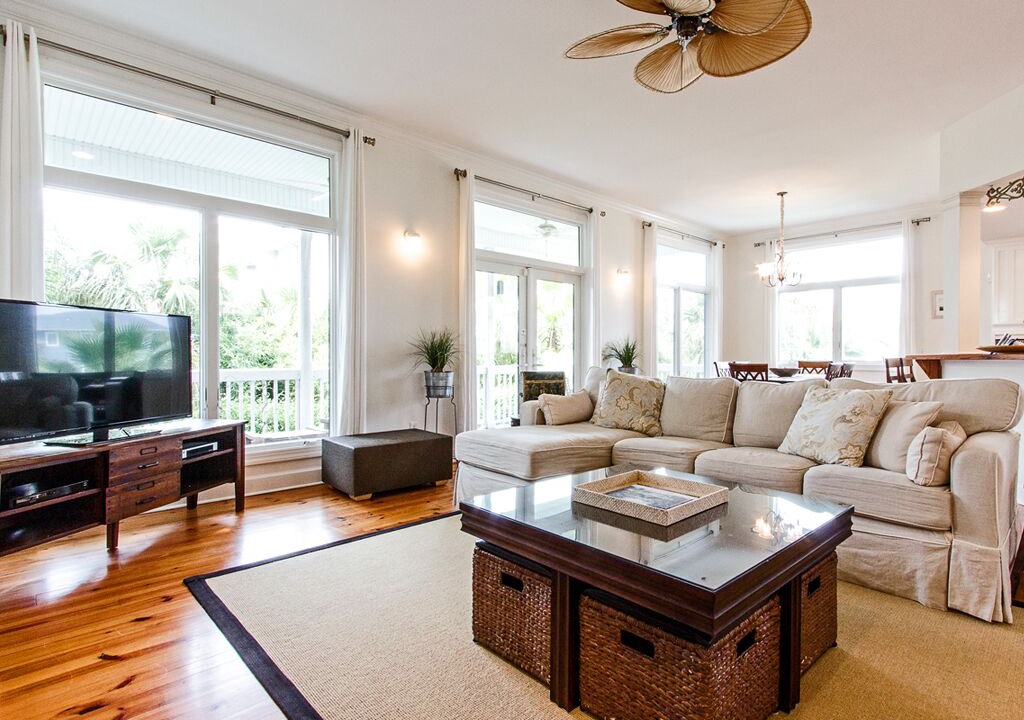 Photo of Livingroom in Tybee Island