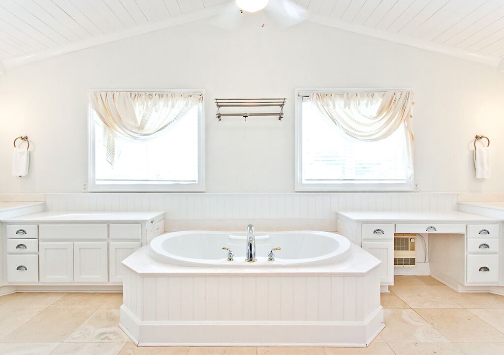 Photo of Bathroom in Tybee Island