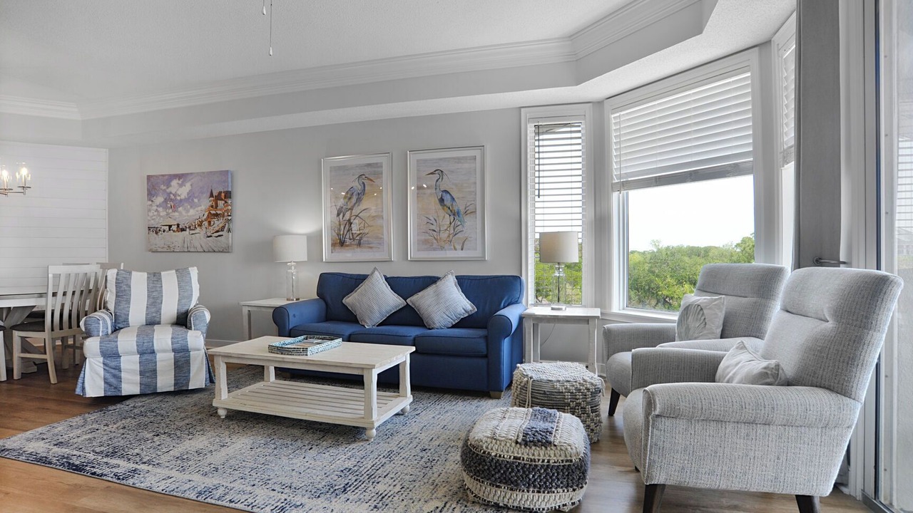 Photo of Livingroom in North Forest Beach