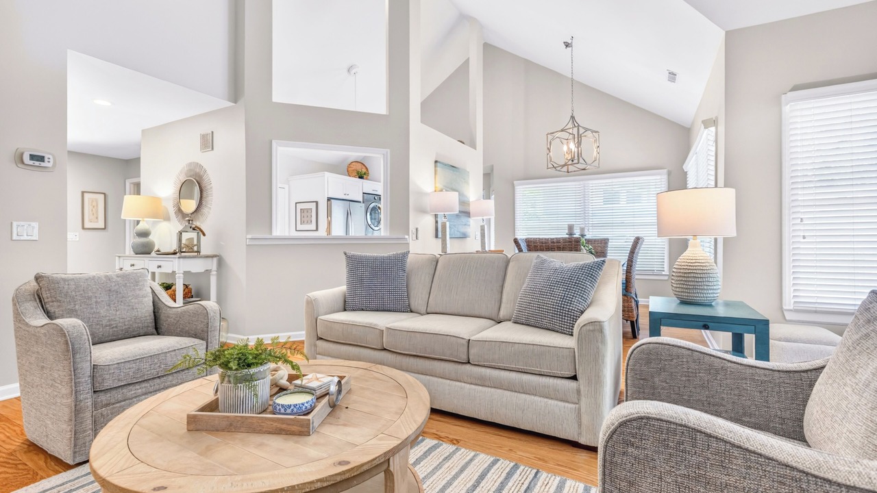 Photo of Livingroom in Sea Pines