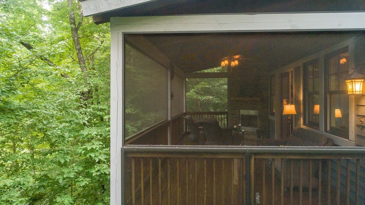 Photo of Patio Balcony in Bear Lake Reserve