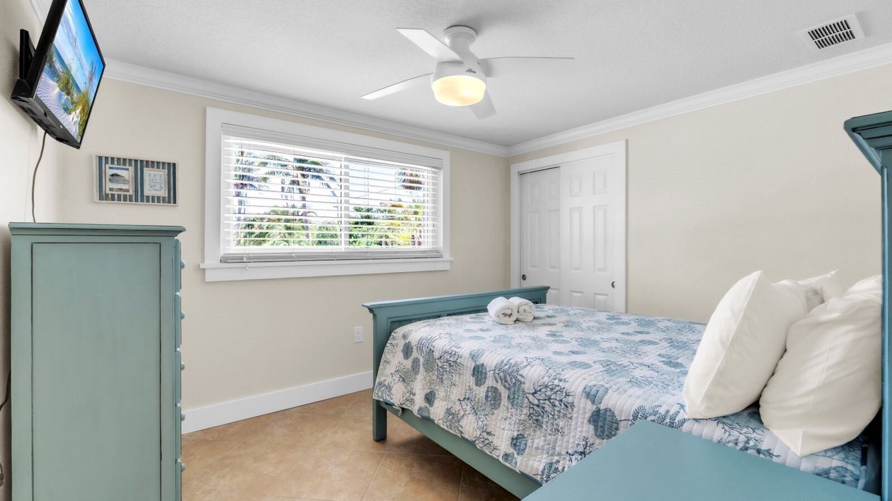 Photo of Bedroom in Holmes Beach