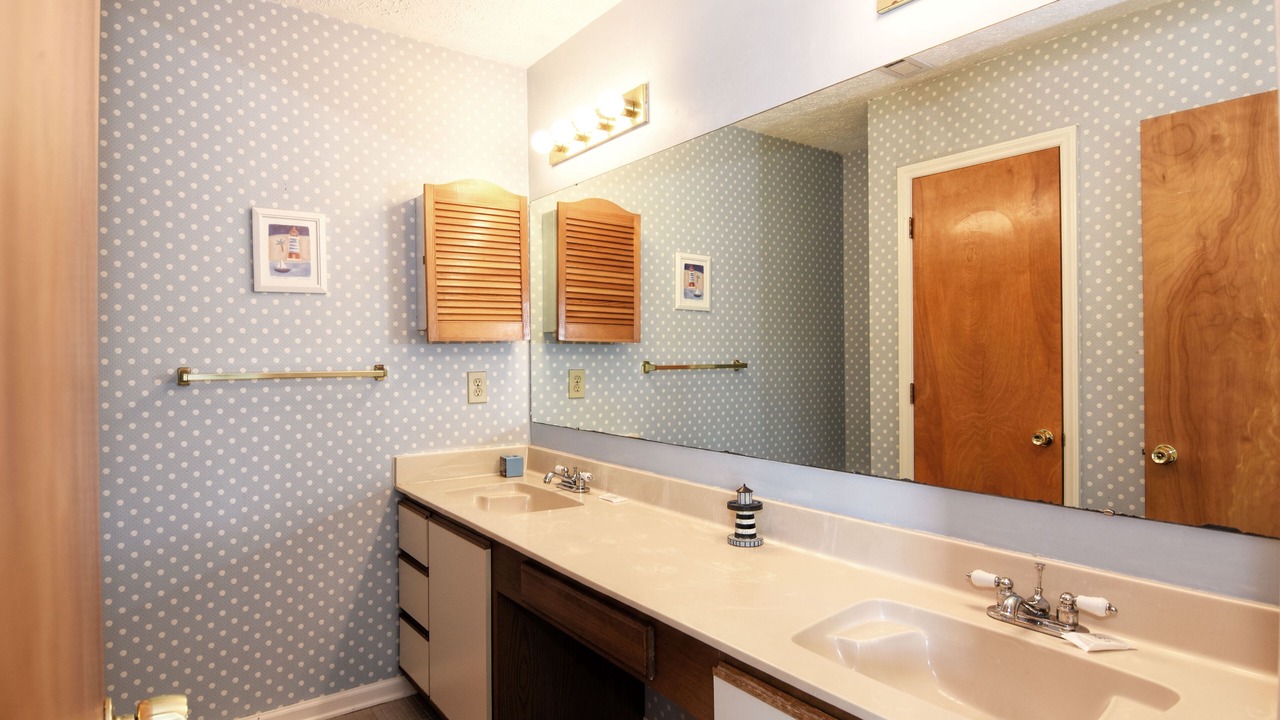 Photo of Bathroom in Wrightsville Beach