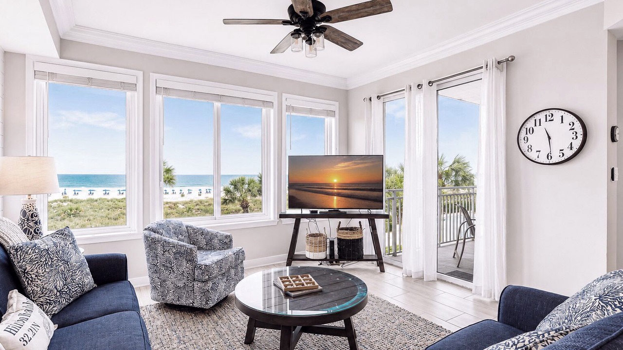 Photo of Livingroom in North Forest Beach