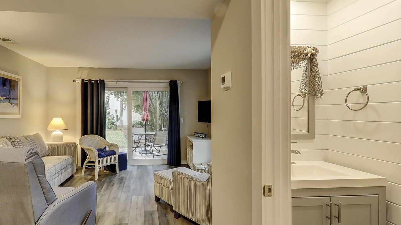 Photo of Livingroom in North Forest Beach