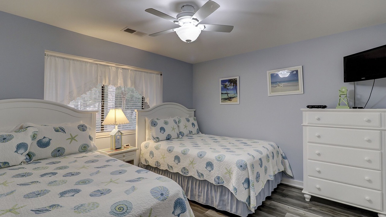 Photo of Bedroom in North Forest Beach