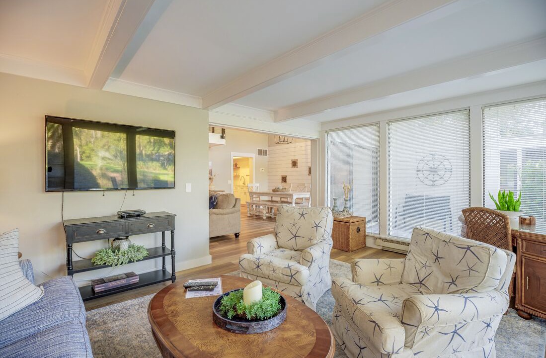 Photo of Livingroom in Sea Pines