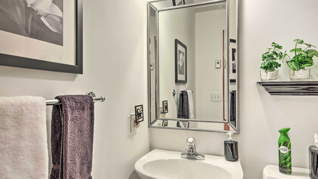 Photo of Bathroom in Hiawassee