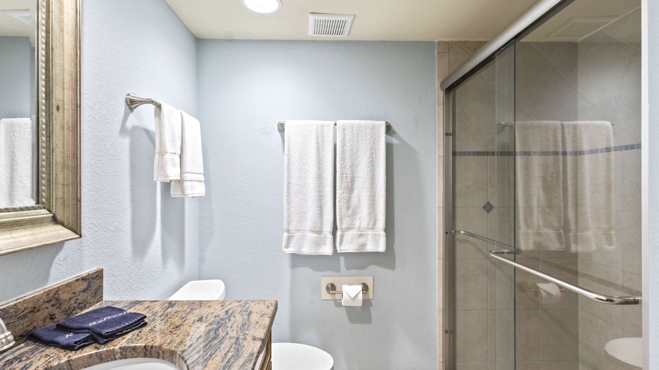 Photo of Bathroom in Lely Golf Estates