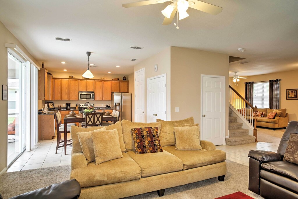 Photo of Livingroom in Trafalgar Village