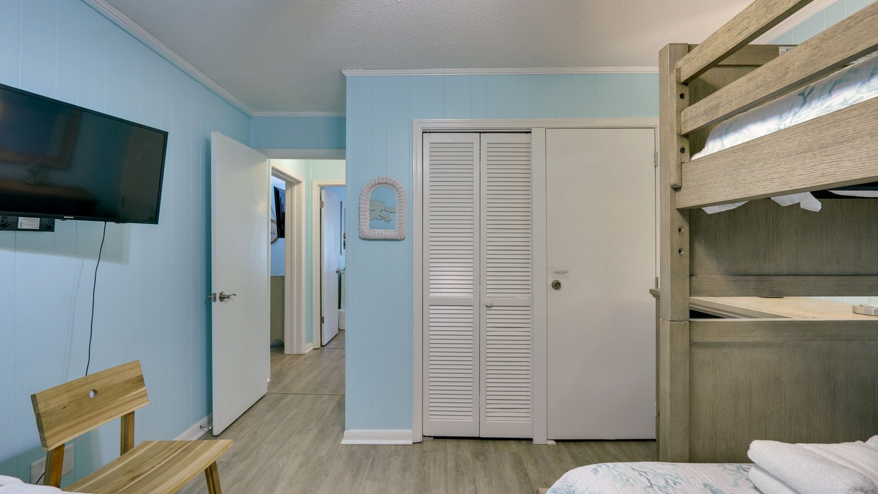 Photo of Bedroom in North Forest Beach