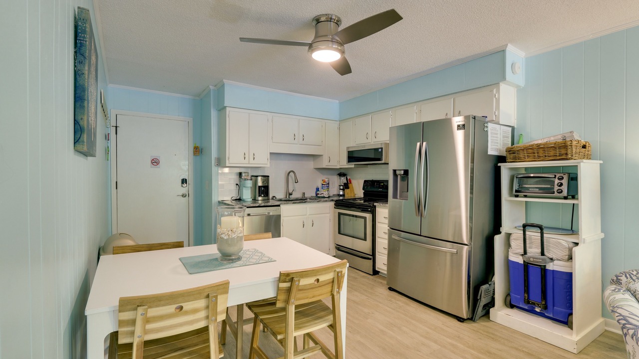 Photo of Kitchen in North Forest Beach
