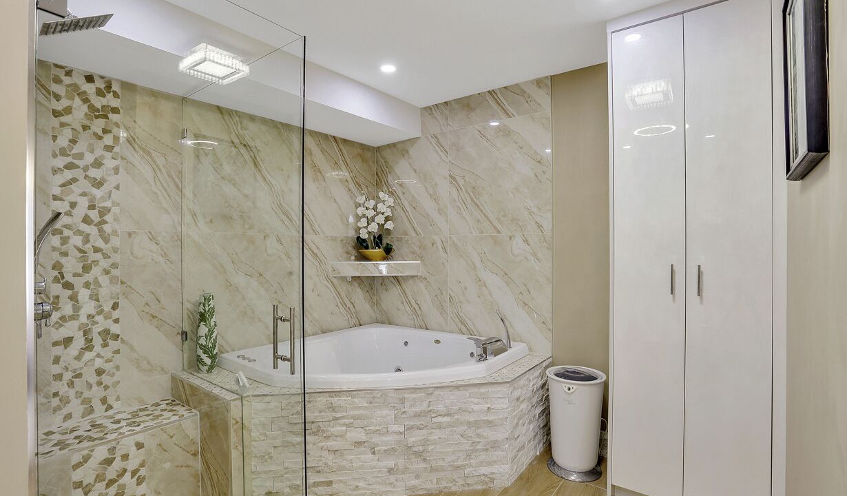 Photo of Bathroom in Marco Island