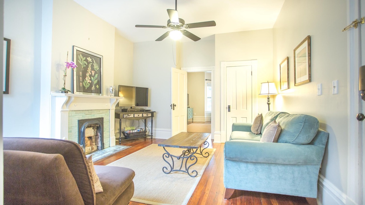 Photo of Bedroom in Savannah Victorian District