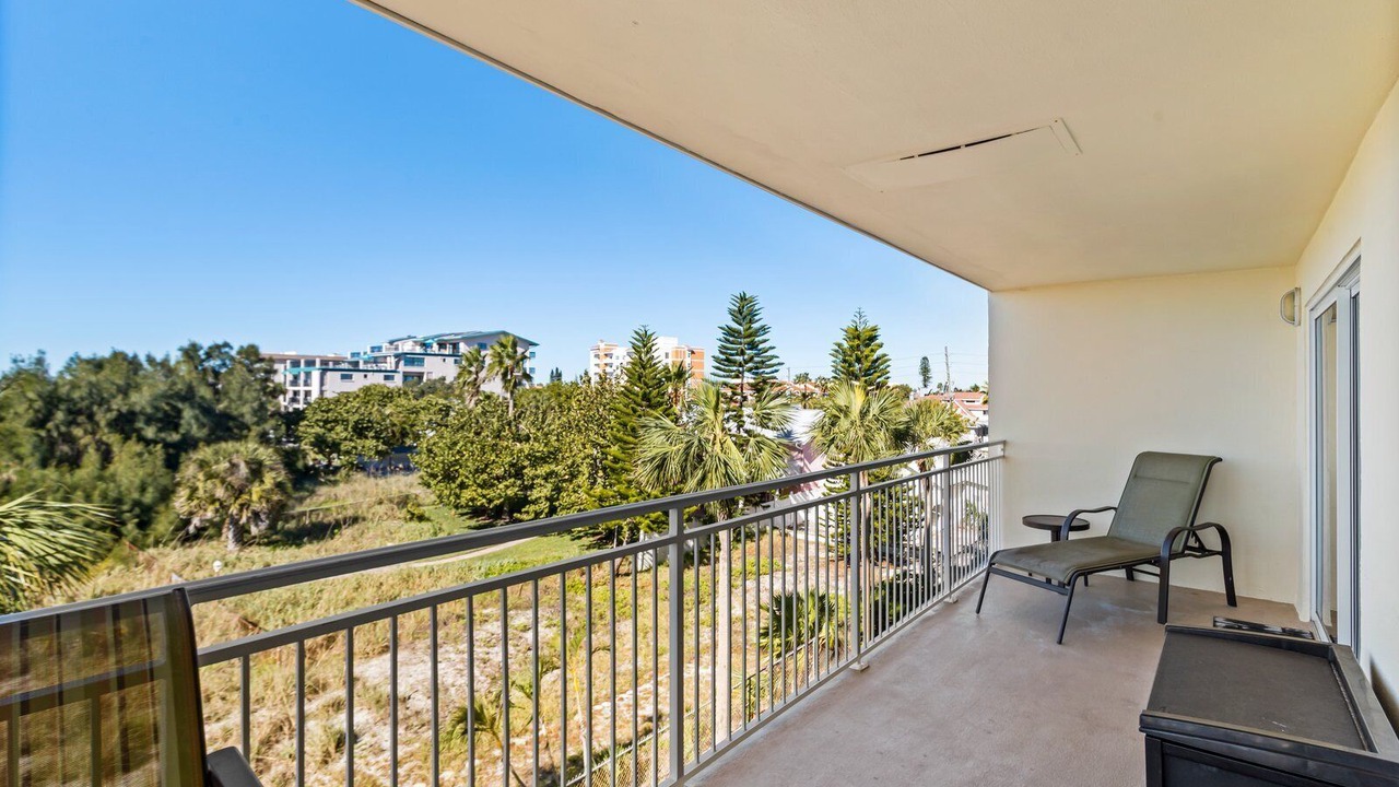 Photo of Patio Balcony in Madeira Beach