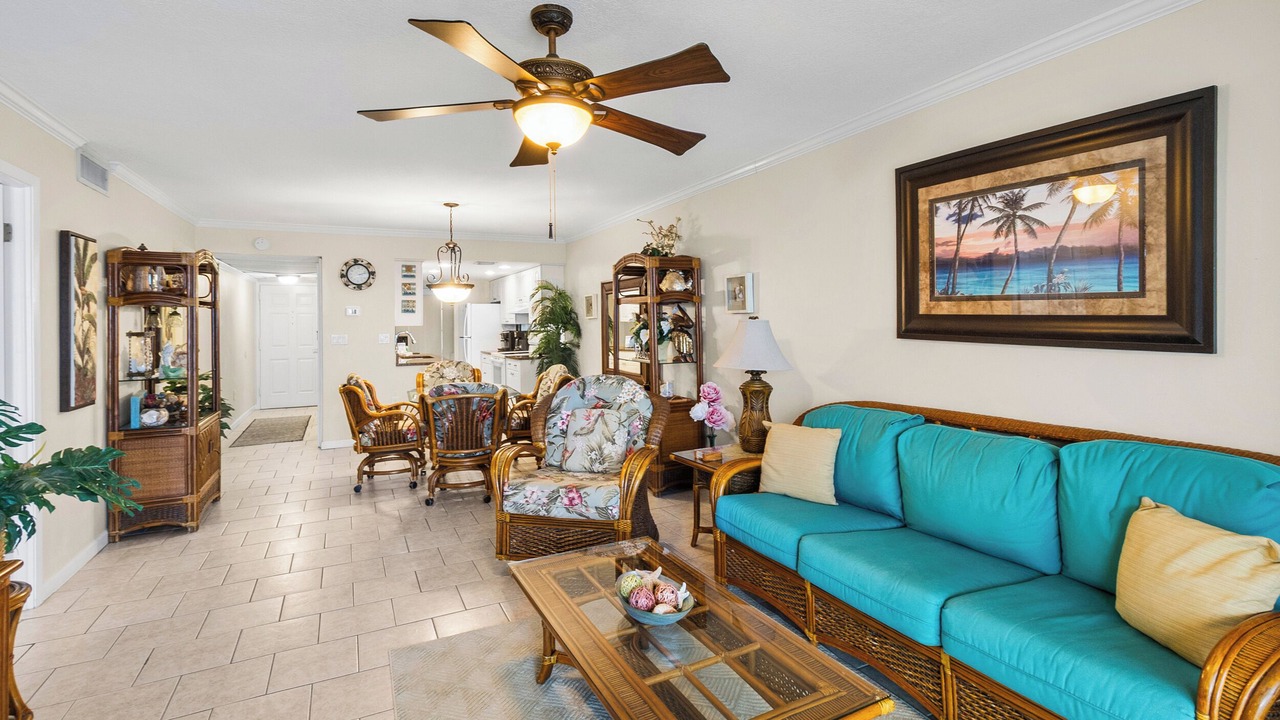 Photo of Livingroom in Madeira Beach