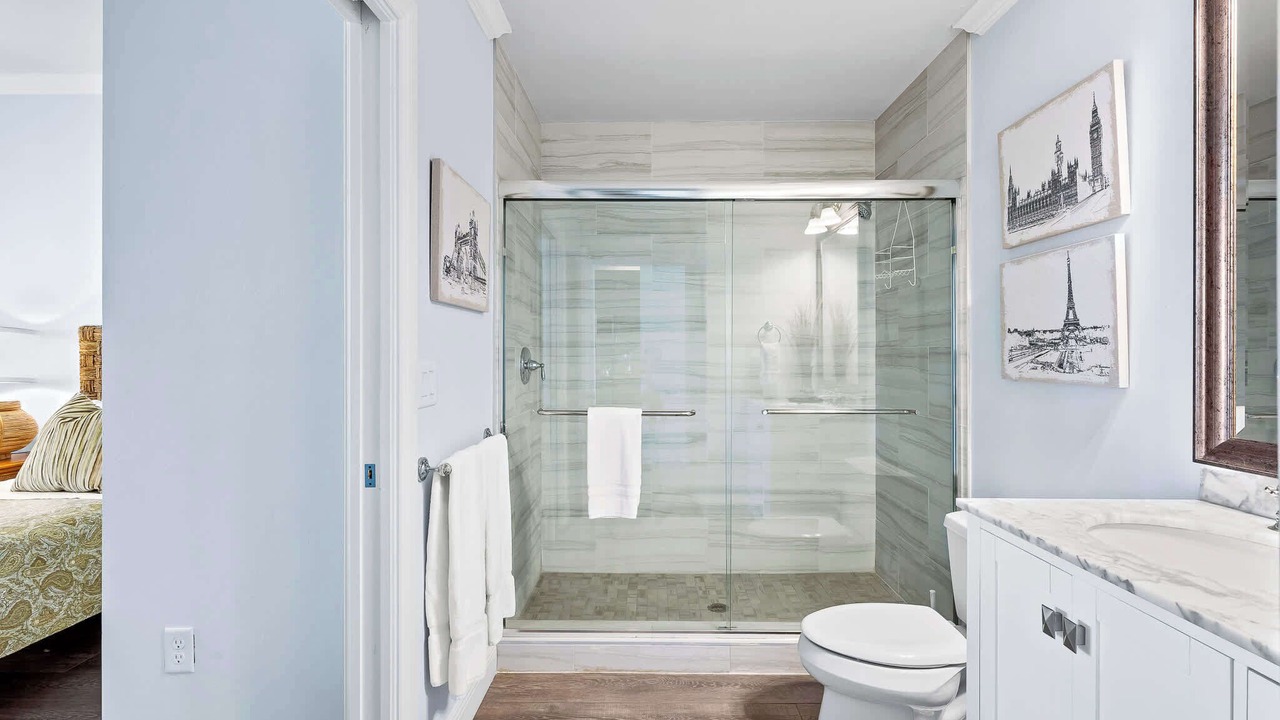 Photo of Bathroom in Naples
