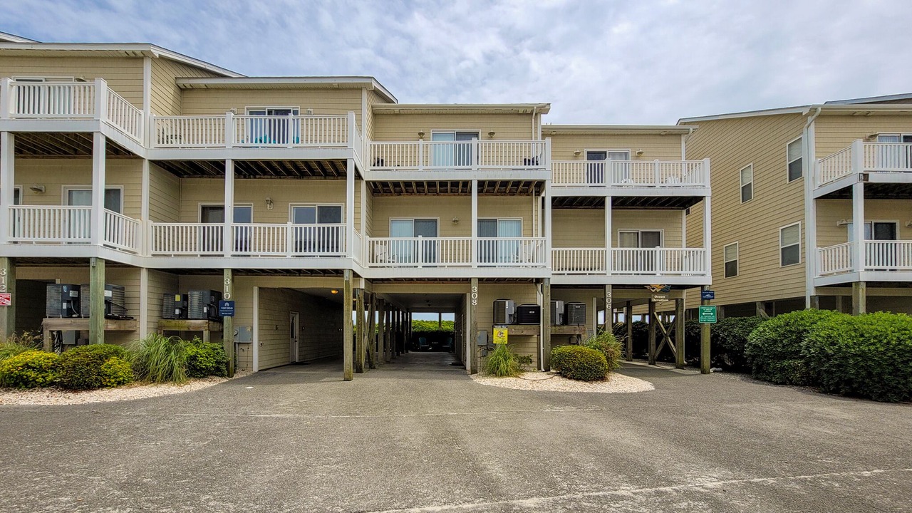 Photo of Others in Surf City