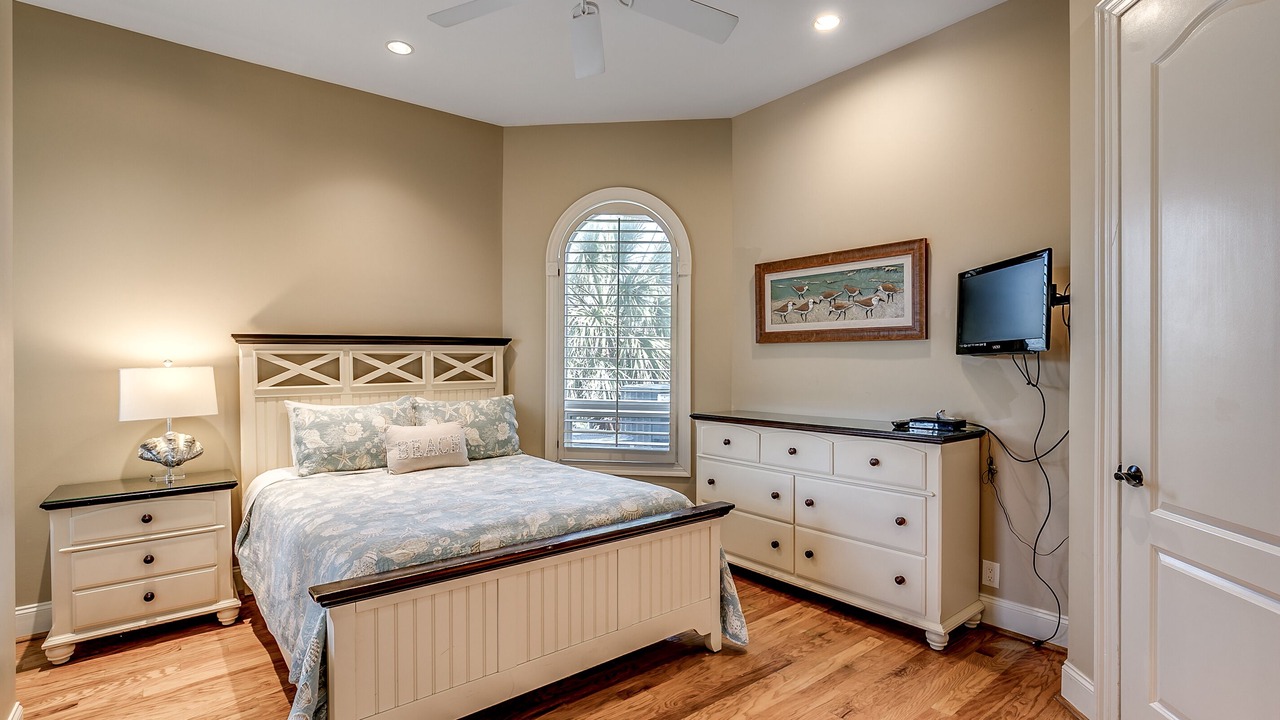 Photo of Bedroom in Long Bay Estates