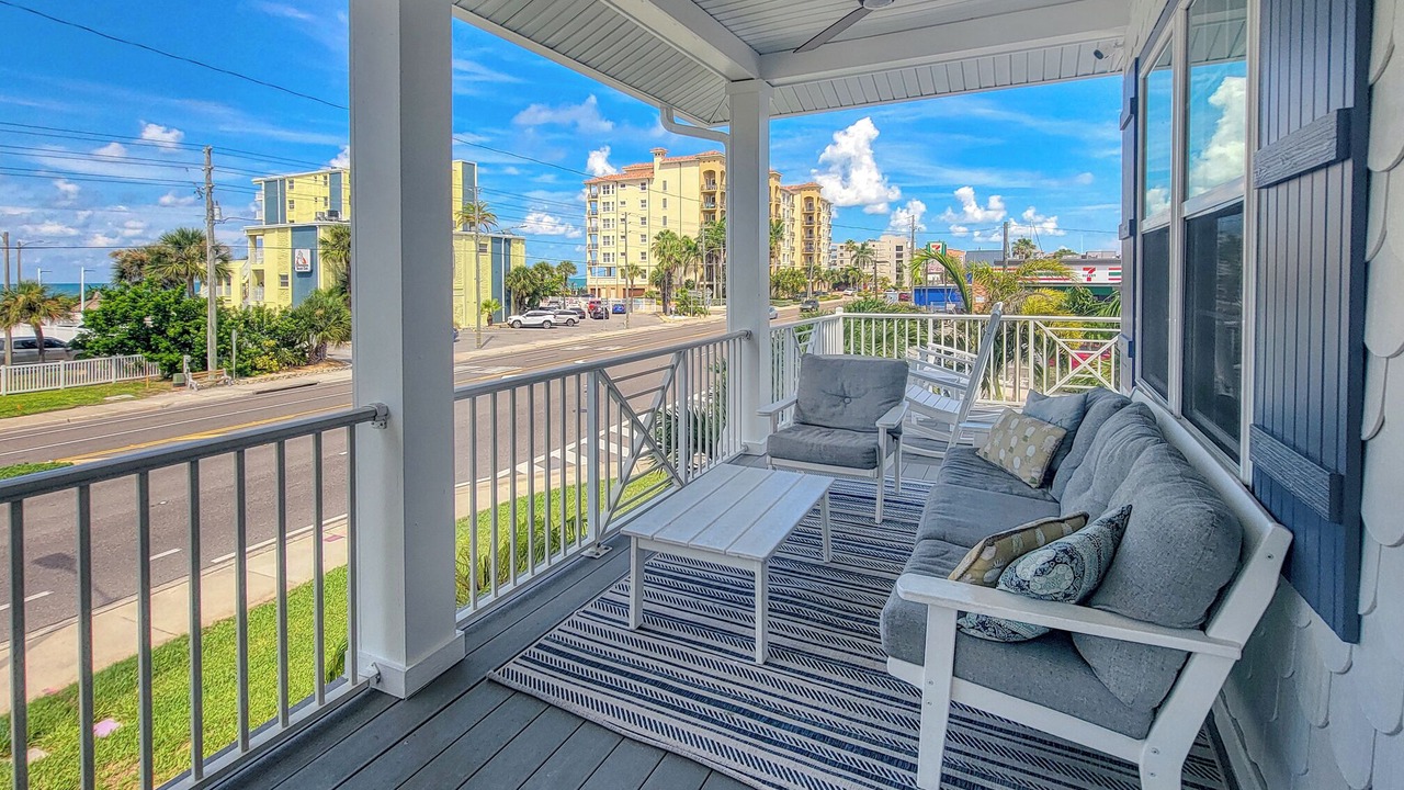 Photo of Patio Balcony in Madeira Beach