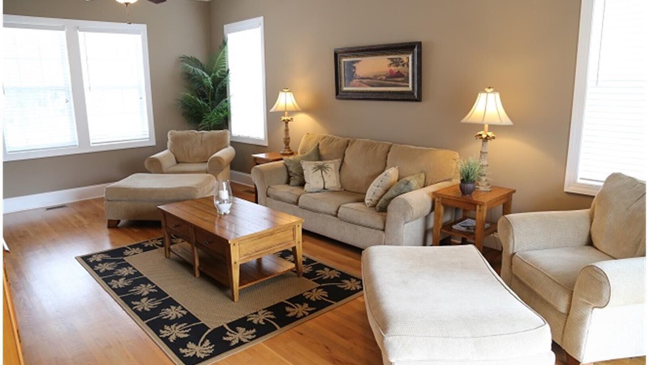 Photo of Livingroom in Ocean Ridge