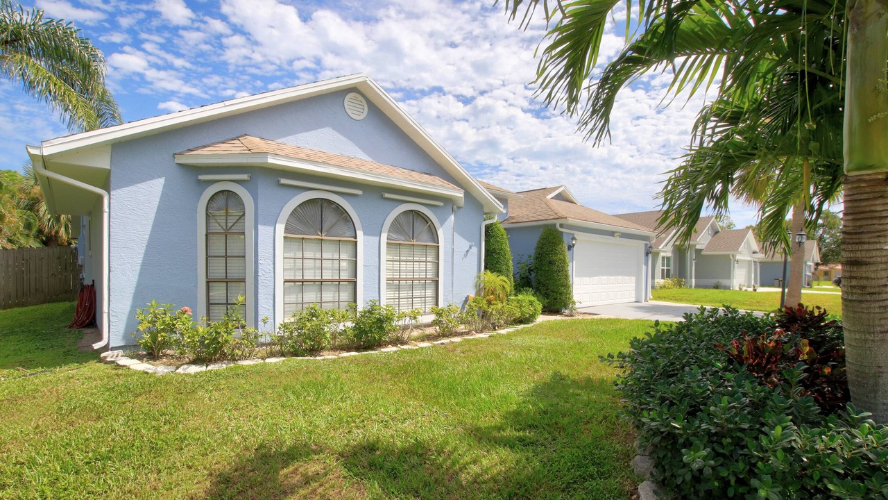Photo of Outdoor in Sebastian Highlands