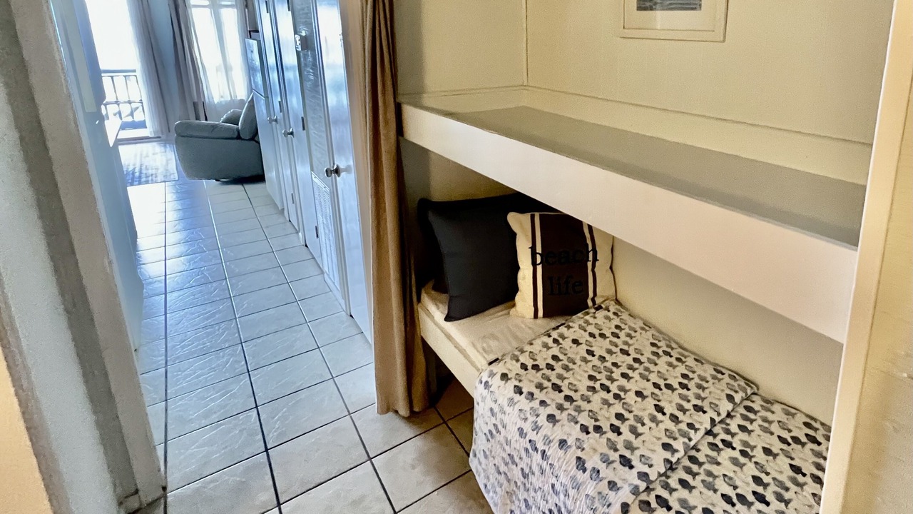 Photo of Bedroom in Tybee Island
